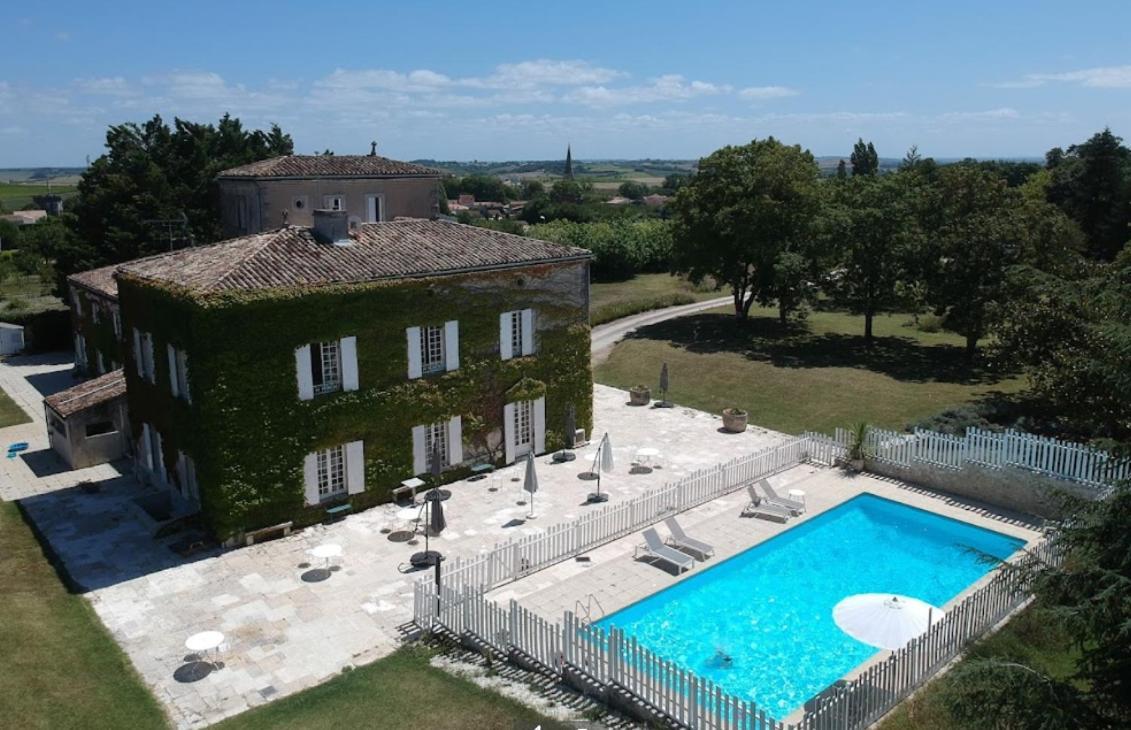 Clos De Bellevue Mortagne-sur-Gironde Kültér fotó