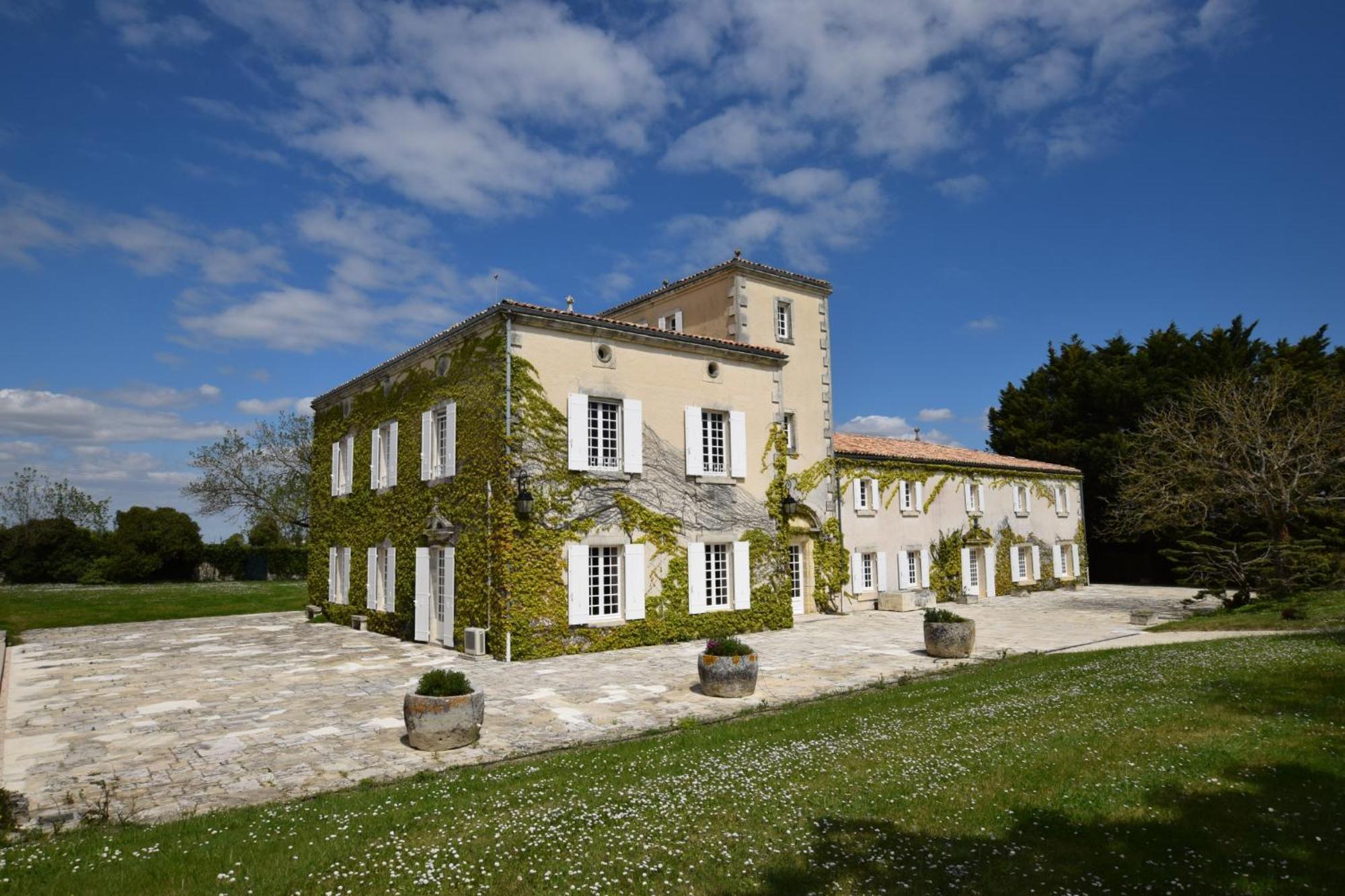 Clos De Bellevue Mortagne-sur-Gironde Kültér fotó